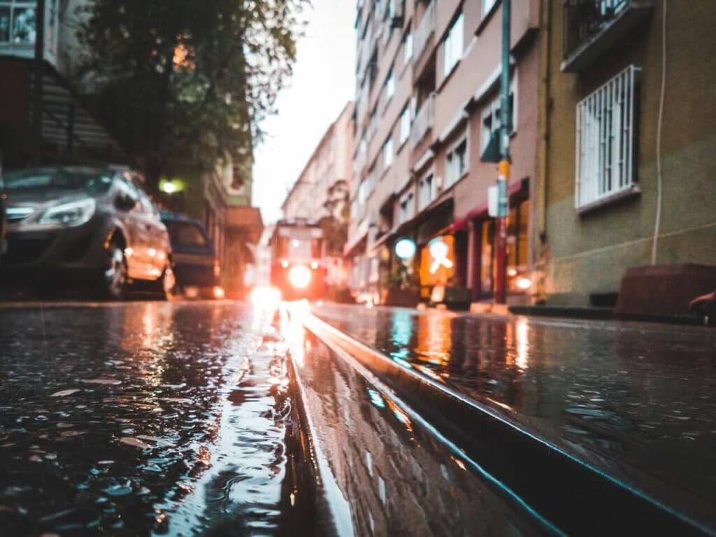 下雨天了怎麼辦?下雨搬家需注意的4件事情 下雨天了怎麼辦?下雨搬家需注意的4件事情