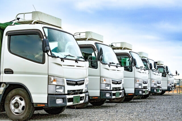3.5噸跟5噸搬家貨車都一樣,只是新舊車的差別 3.5噸跟5噸搬家貨車都一樣,只是新舊車的差別